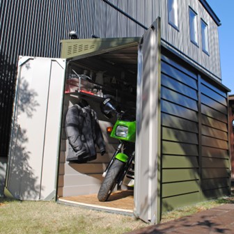 MG_物置型_06_【物置型】カスタムを楽しむプレハブ式バイクガレージの選び方！