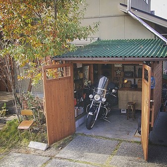 メリーガレージ_RoomCrip_11_【別棟型】DIYでバイクガレージ小屋を造るメリットとデメリット