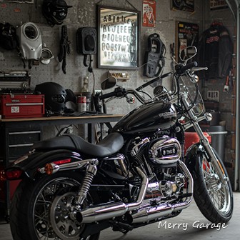 パブミラーでバイクガレージをお洒落な秘密基地に作り込むコツ！_DIYでオリジナルデザインを作る